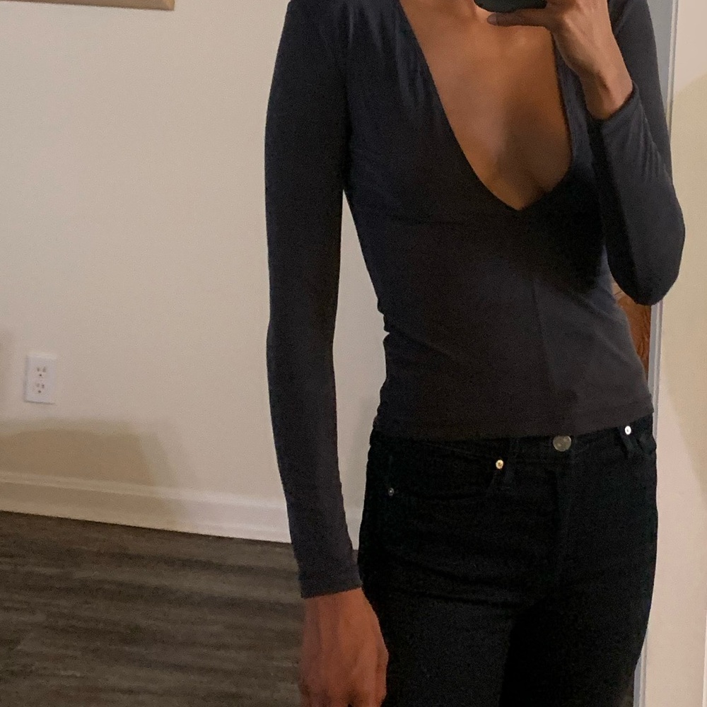 american apparel deep v long sleeve! xs!